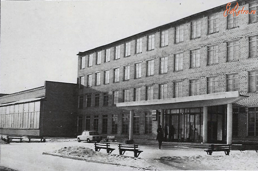 Восточно-Казахстанская область - Семипалатинский геологоразведочный техникум.