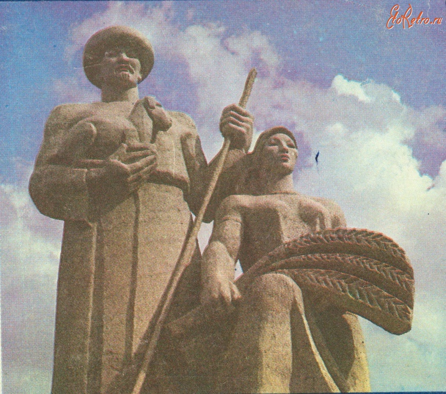 Кызылординская область - Монумент труженикам сельского хозяйства