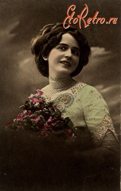 Ретро открытки - Жінка з квітами.