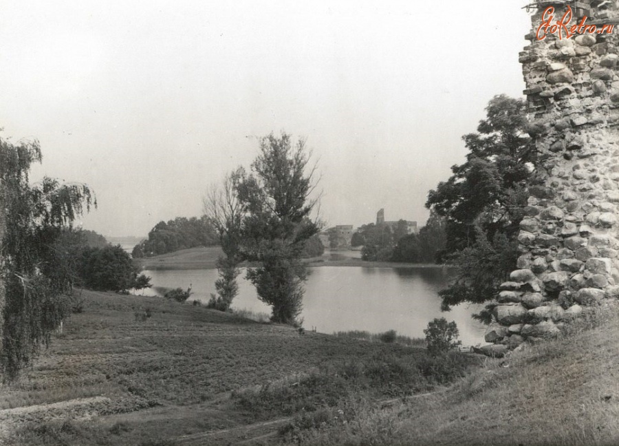 Литва - Trakai. Inselburg, von der Vorburg auf dem Festland aus