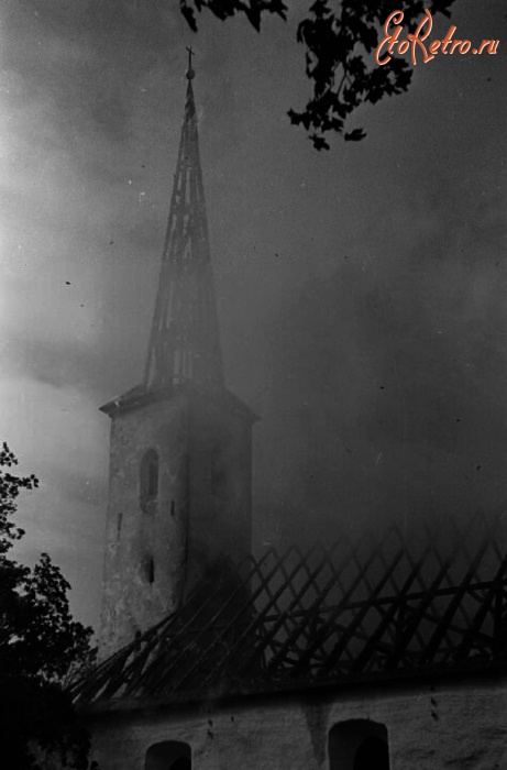 Эстония - Церковь Святого Михаила после пожара.