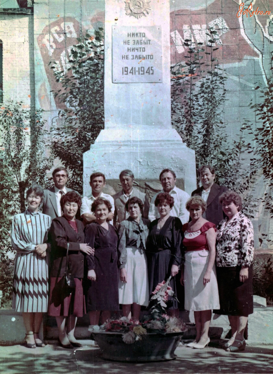 Онохой - У памятника воинам-землякам, павшим на фронтах ВОВ.