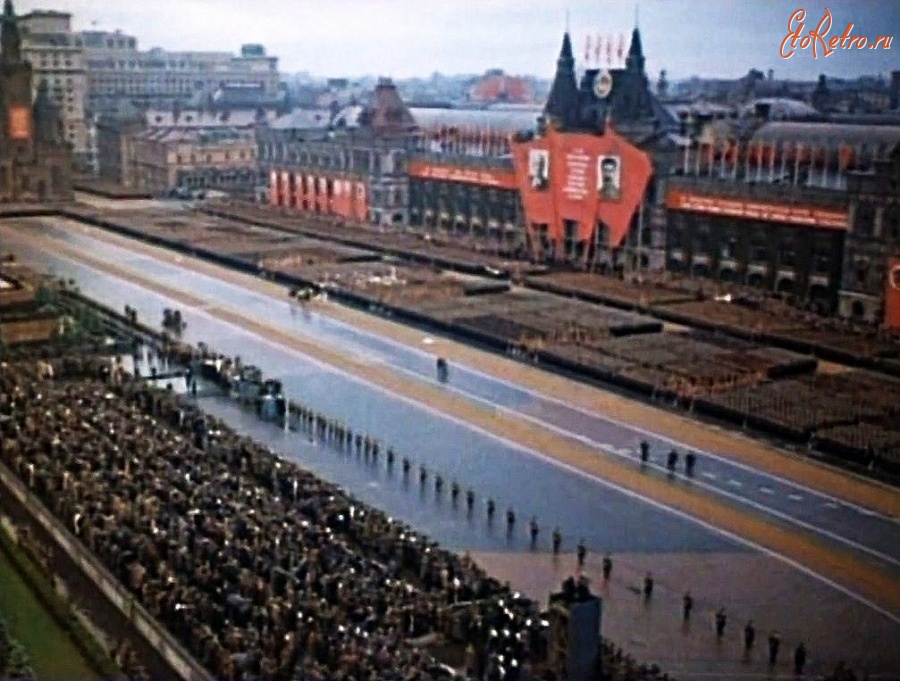 Солдаты и офицеры Советской армии - Парад Победы 24 июня 1945г.