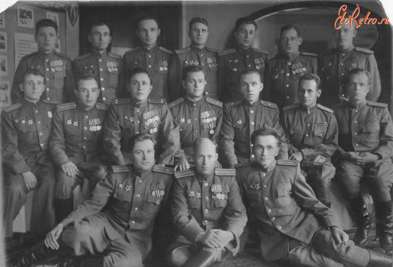 Солдаты и офицеры Советской армии - Офицеры Таманской дивизии