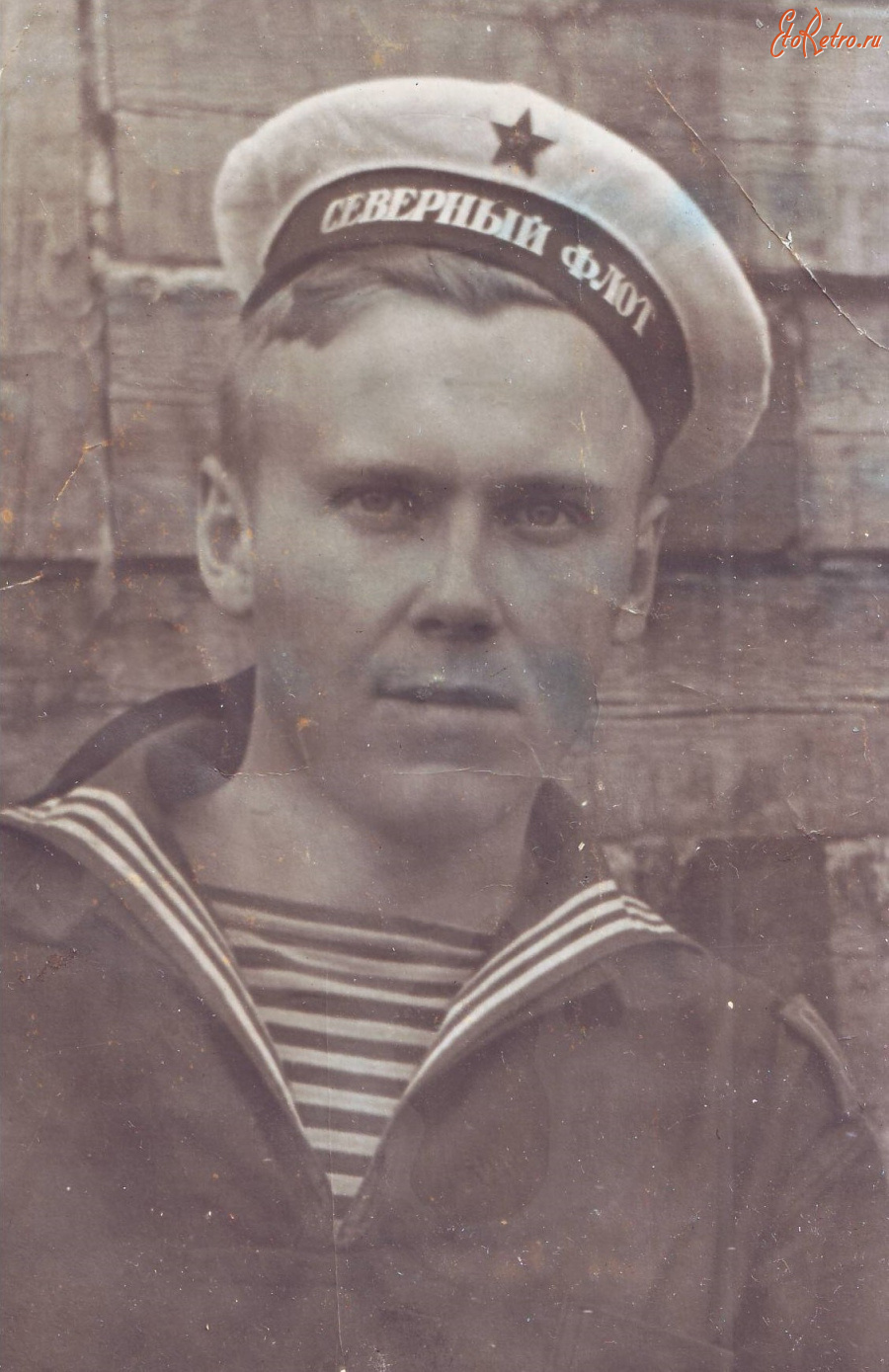 Солдаты и офицеры Советской армии - Моряк Северного флота.