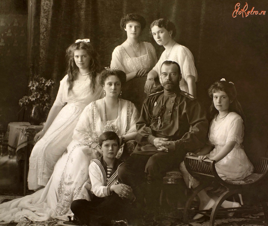 Ретро знаменитости - Семья императора Николая II .1913 год.