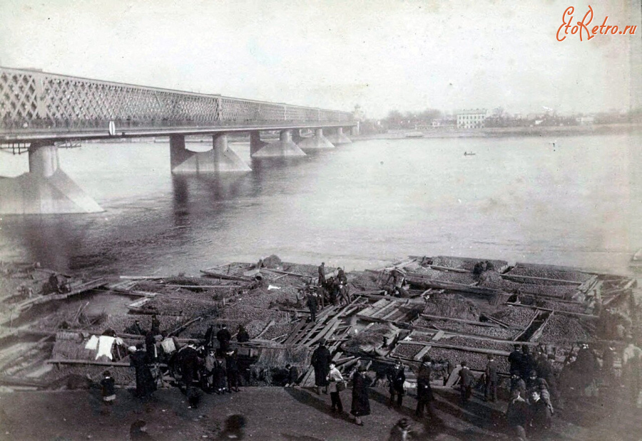 Варшава - Варшава.  Рынок  возле Александровского  моста.