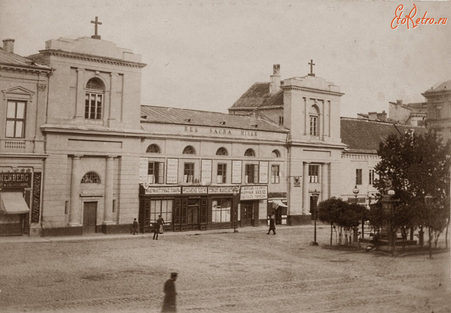 Варшава - Варшава.  Церковь  Непорочного Зачатия.