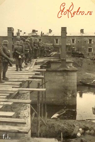 Брест - Обескурашенные немцы после больших потерь перед Бресткой крепости