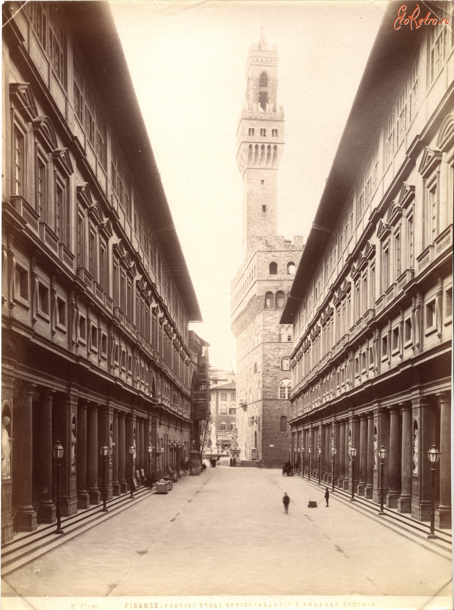 Флоренция - Portici della Uffizi e Palazzo Vecchio .