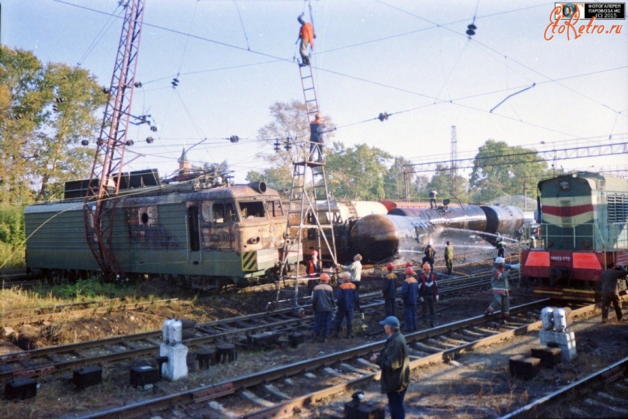 Железная дорога (поезда, паровозы, локомотивы, вагоны) - Крушение грузового поезда на станции Орехово-Зуево.