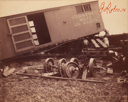 Железная дорога (поезда, паровозы, локомотивы, вагоны) - Крушение близ Потсдама,штат Огайо,США