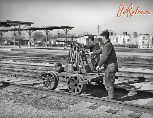 Железная дорога (поезда, паровозы, локомотивы, вагоны) - Путейцы и ручная дрезина