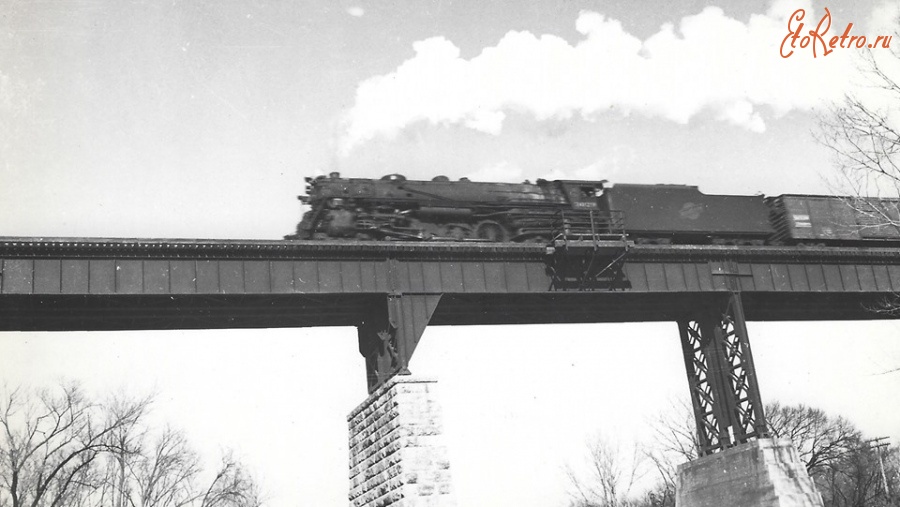 Железная дорога (поезда, паровозы, локомотивы, вагоны) - Поезд на мосту близ Джефферсона,штат Айова