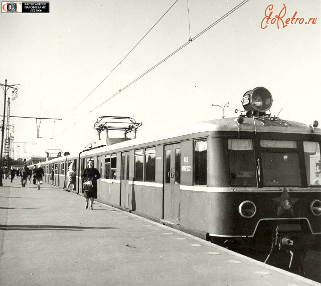 Железная дорога (поезда, паровозы, локомотивы, вагоны) - Киевская электричка из вагонов Берлинского метро