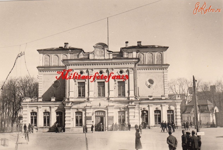 Минск - Минский театр имени Янки Купалы во время немецкой оккупации 1941-1944 гг в Великой Отечественной войне.
