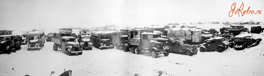 Войны (боевые действия) - Захваченная немецкая автотехника после боев в Сталинграде. 1943 год.