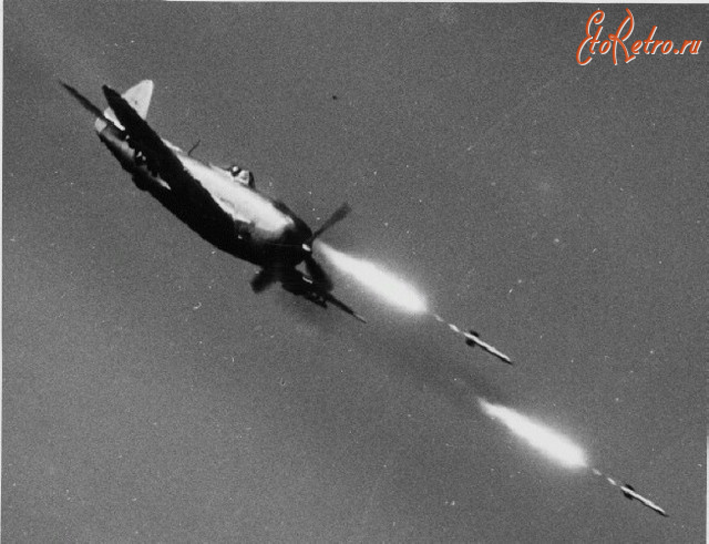 Войны (боевые действия) - Американский истребитель-бомбардировщик Р-47 