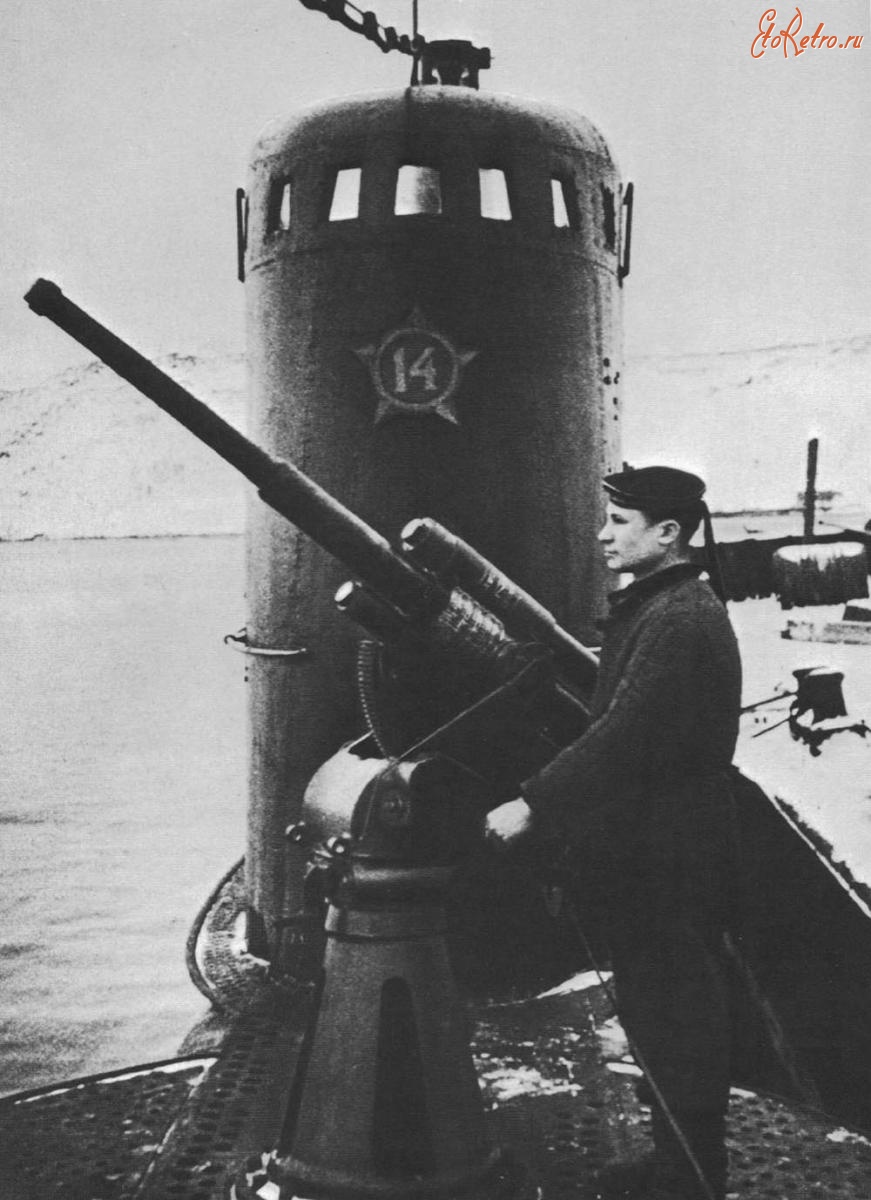 Корабли - Гвардейская подлодка «М-171» перед победным залпом