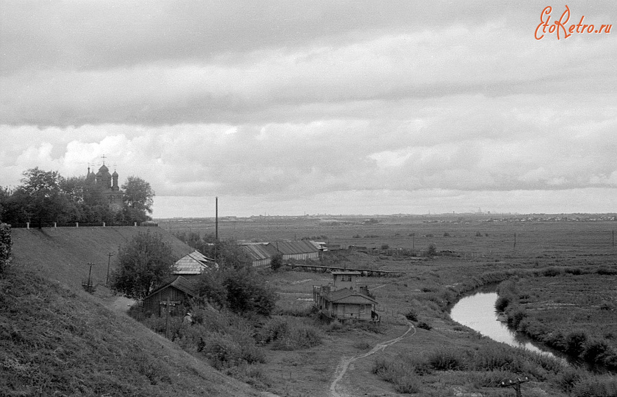 Рязань - Рязань.  Вид на долину Трубежа и Оки в летний час заката.