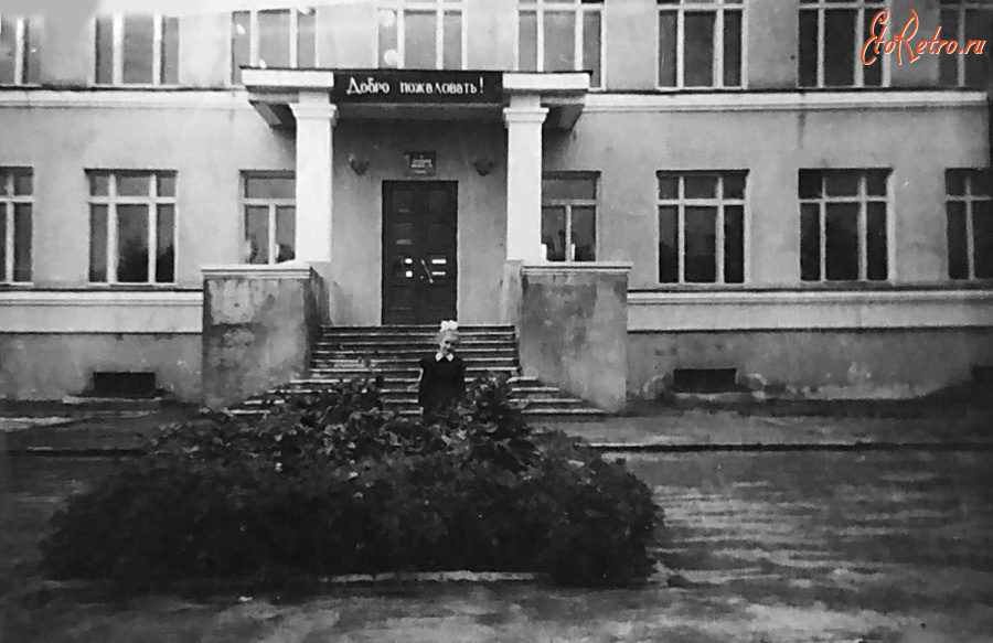 Рязань - Дягилево (Рязань 15). Школа №21. Первоклассница.