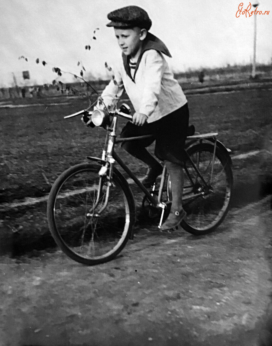 Рязань - Рязань-15 (Военный городок Дягилево). На стадионе.