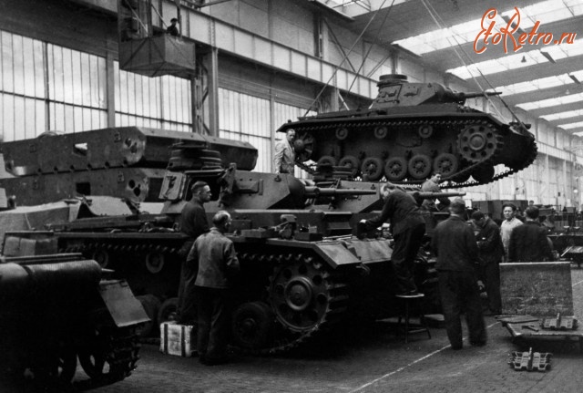 Военная техника - Производство немецких танков на заводе 
