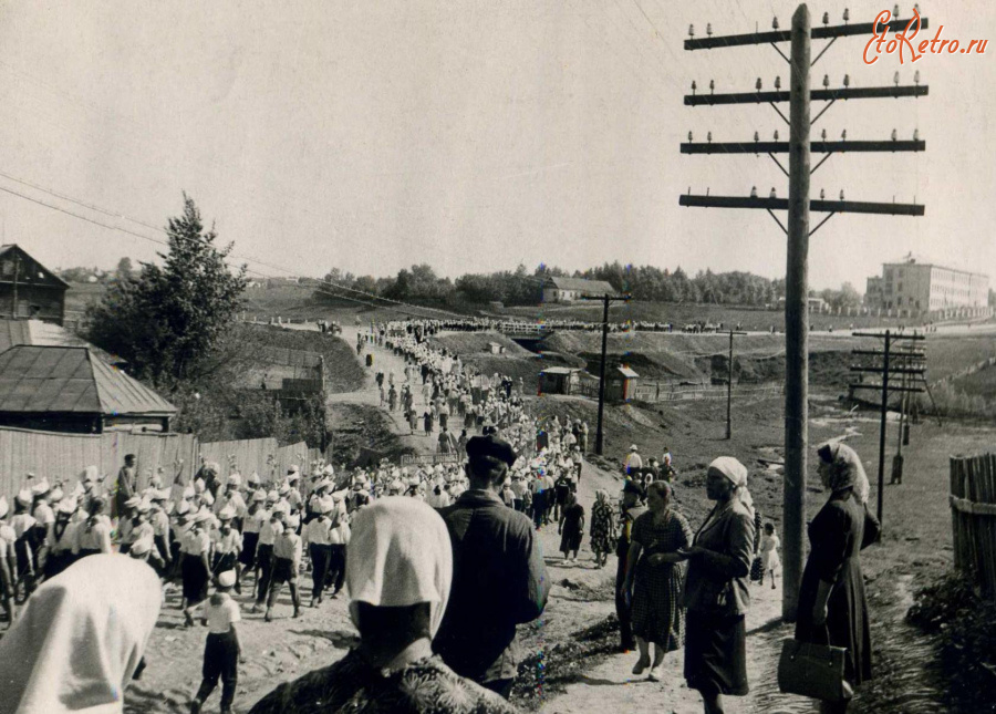 Анна - День пионерии.