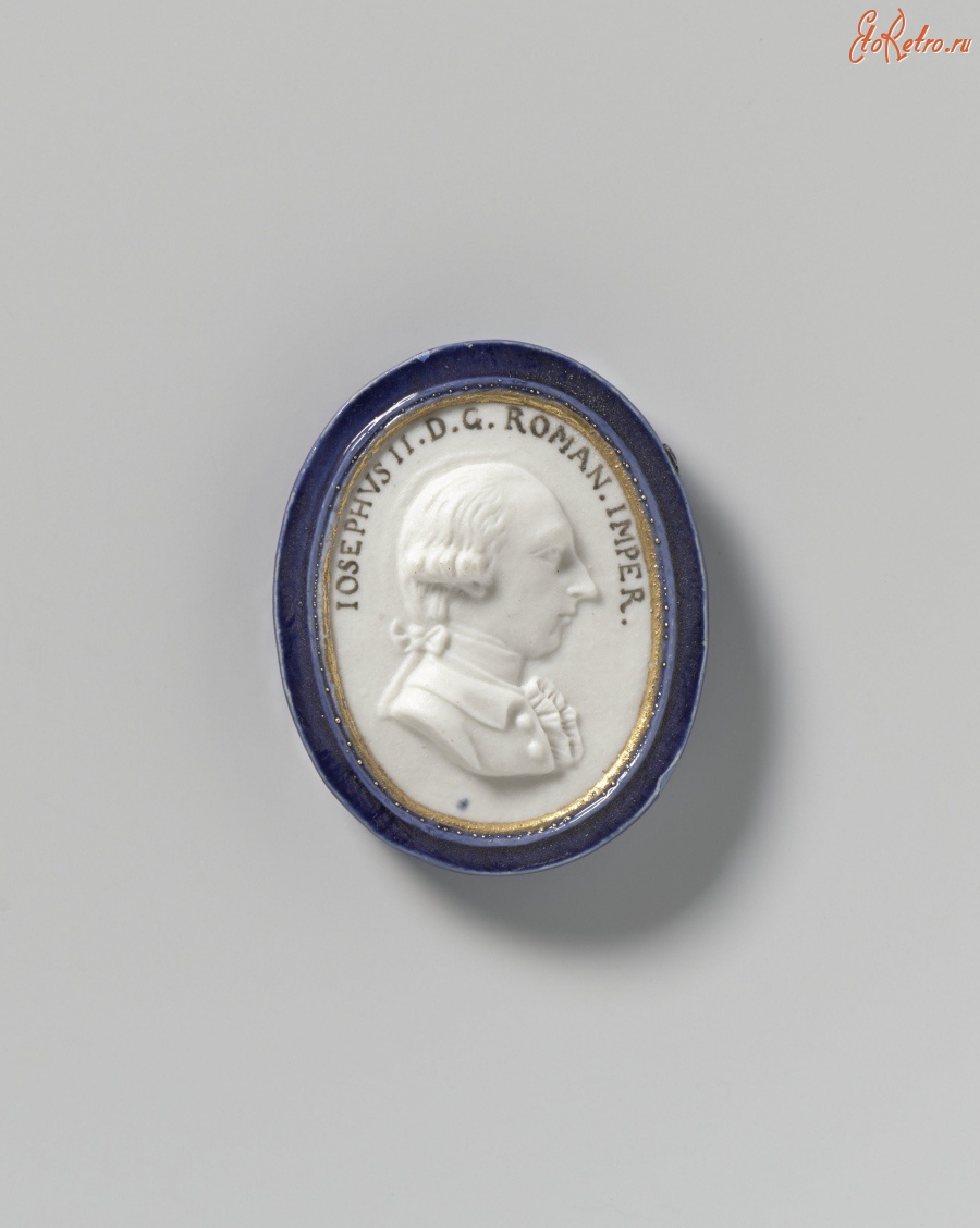 Драгоценности, ювелирные изделия - Фарфоровый медальон с портретом Иосифа II