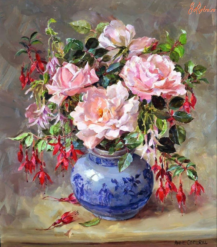 Картины - Энн Коттерилл. Розовые розы и фуксия в голубой вазе с росписью. Воспоминания о лете