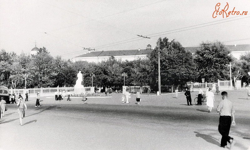 Владимир - Памятник Сталину.