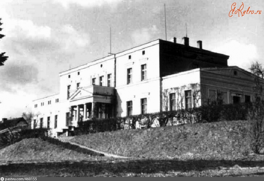 Калининградская область - Podollen - Gutshaus / Усадьба Подоллен,  п. Лозовое, ул. Красная