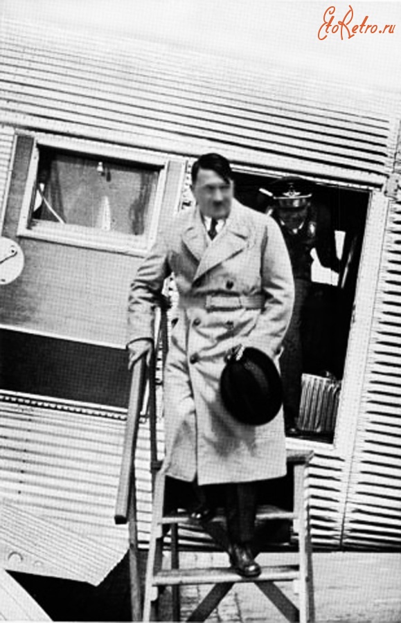 Калининград - Калининград (до 1946 г. Кёнигсберг). Прибытие Адольфа Гитлера в Кёнигсберг 4 марта 1933 года.