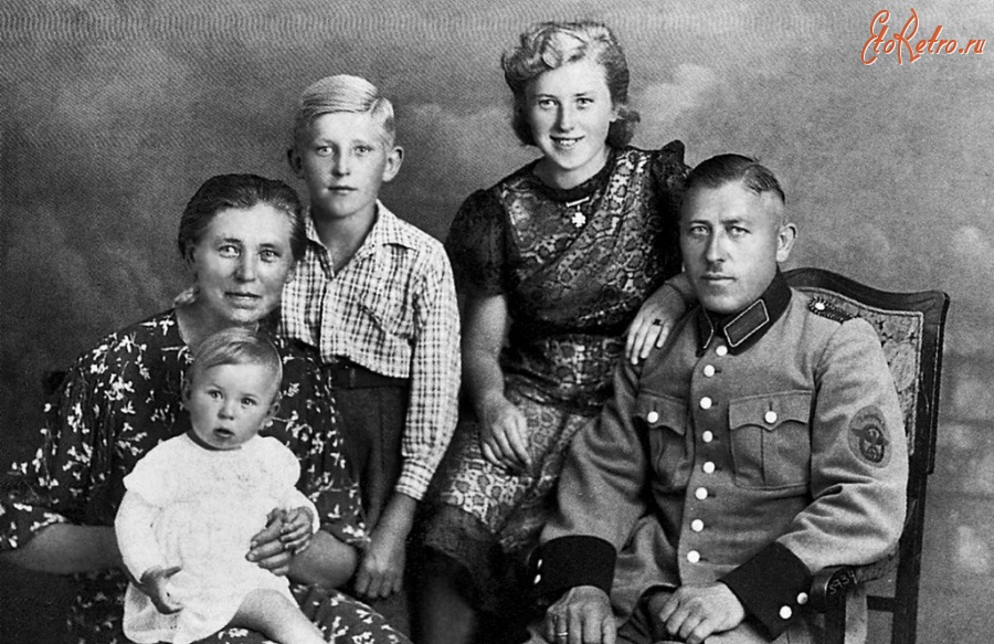 Фото семьи военных лет