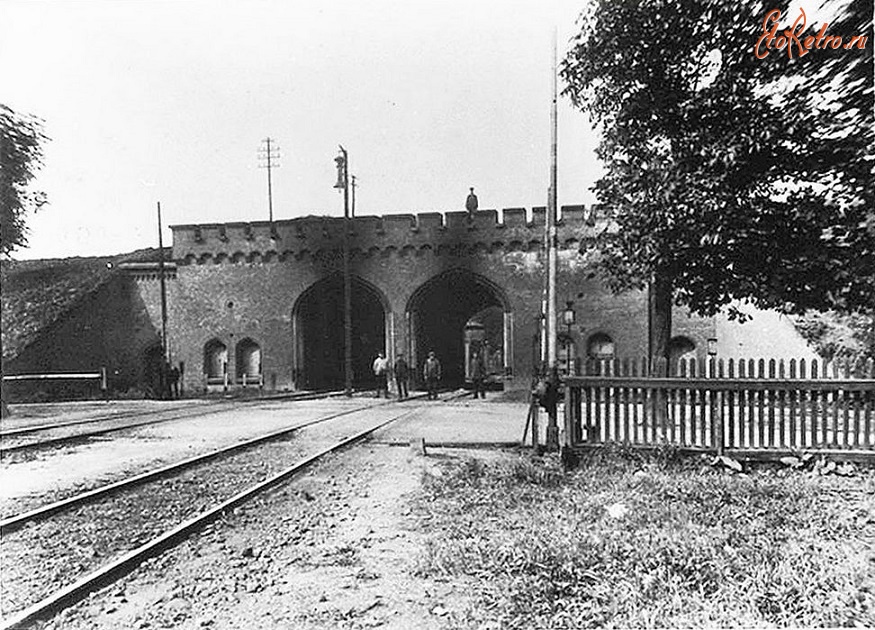 Калининград - Kеnigsberg, Eisenbahnhof Tor