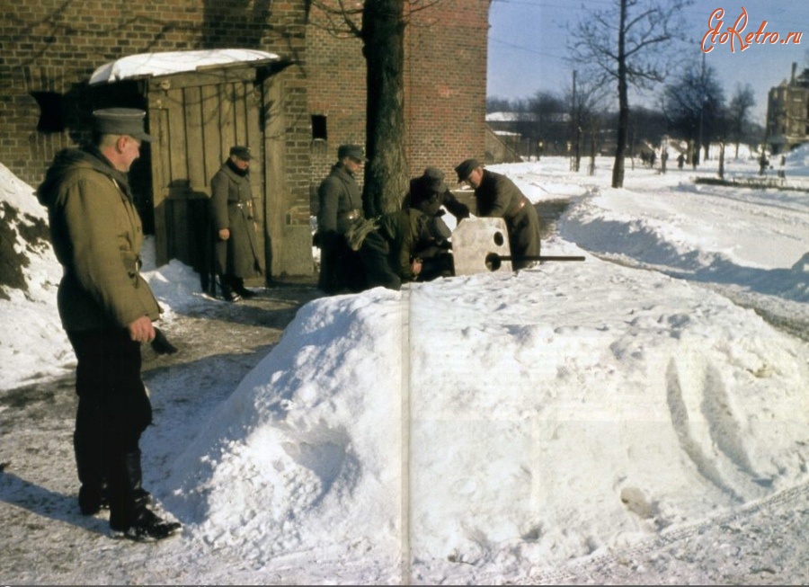 Калининград - Deutsche Soldaten in Kеnigsberg an der MG 151/20