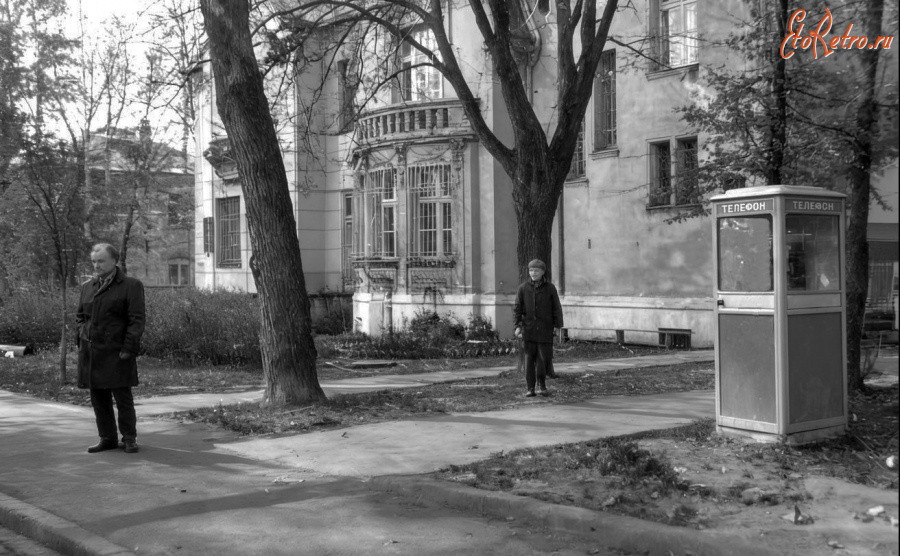 Калининград - Здание радиоцентра на улице Комсомольская, 31.