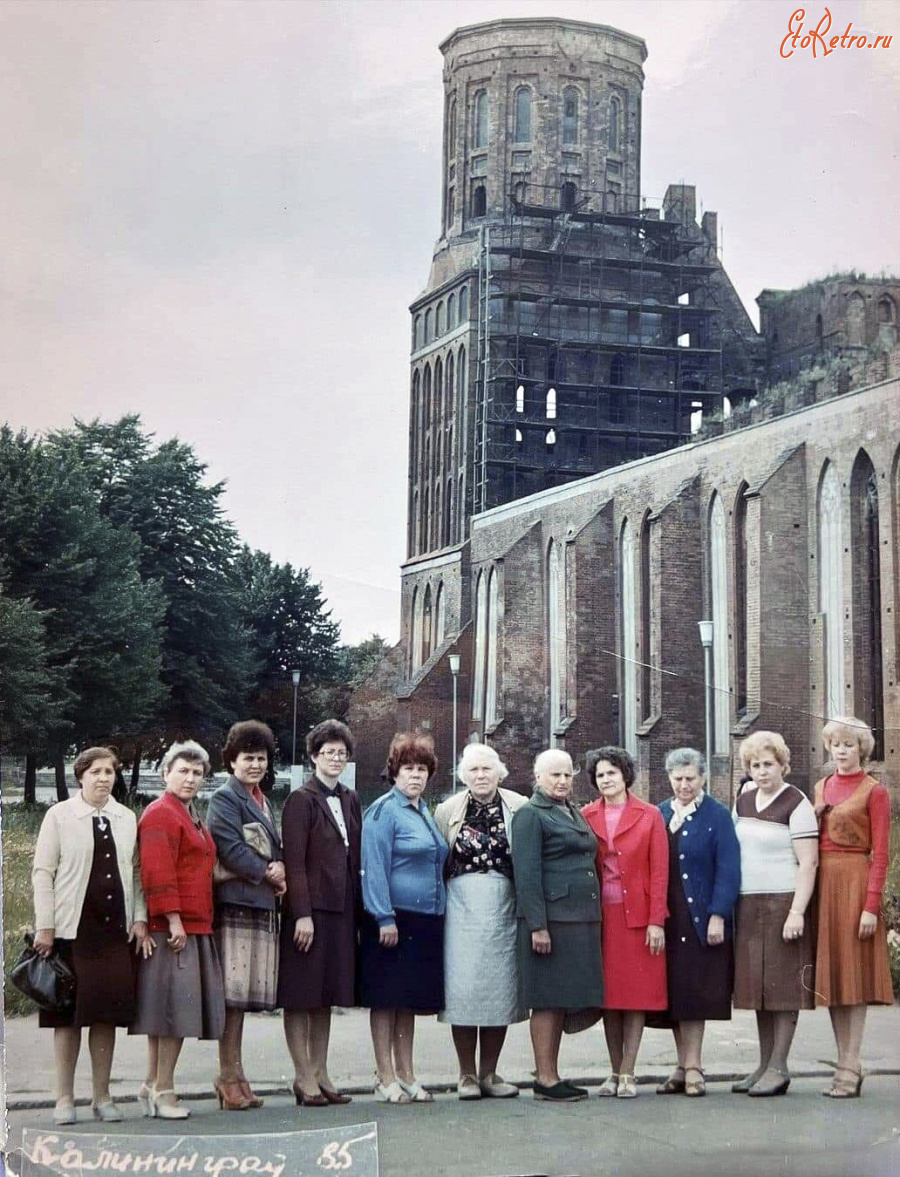 Калининград - Южная башня Кафедрального собора в лесах. Идут работы по консервации.