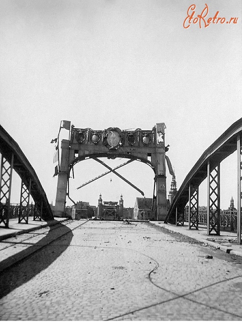 Советск - Тильзит. Взорванный северный портал моста Королевы Луизы