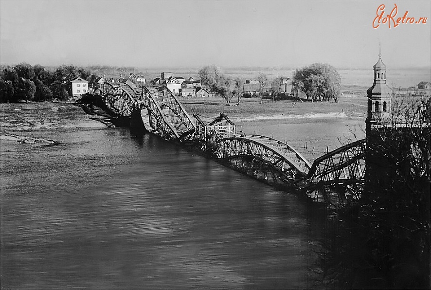 Советск - инженерные части вермахта взорвали мост Королевы Луизы