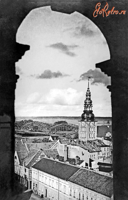 Советск - Вид с башни церкви Христа (Landkirche, Litauische Kirche) на мост Королевы Луизы