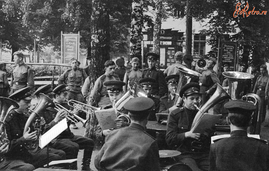 Черняховск - Черняховск. Репетиция военного духового оркестра.