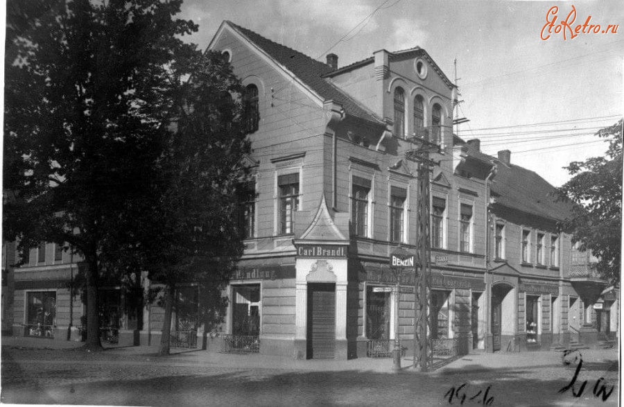 Гусев - Gumbinnen. Ecke Friedrich-Wilhelm-Platz/Friedrichstrasse