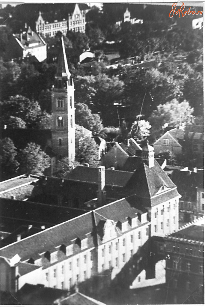 Гусев - Gumbinnen. Regierung und Altstadtische Lutheranische Kirche.