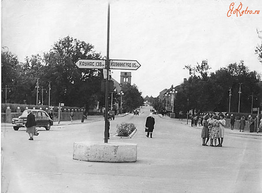 Гусев - Гусев. Площадь Победы с видом на улицу Победы.