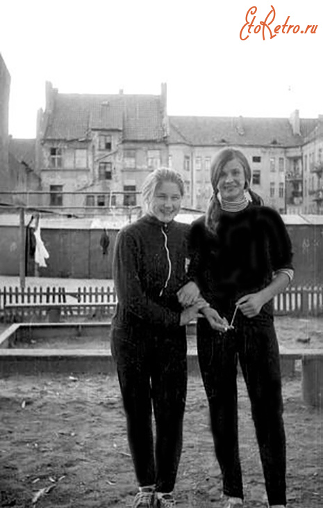 Гусев - Во дворе домов по улицам Менделеева, Вокзальной, Победы и Железнодорожной