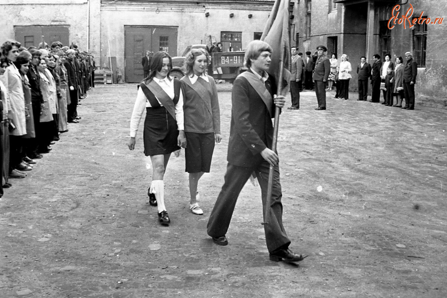 Гусев - Внутренний двор ГПТУ-6. Общеучилищный строевой смотр.