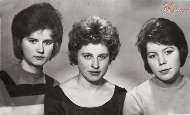 Гусев - В фотоателье на ул. Школьной.