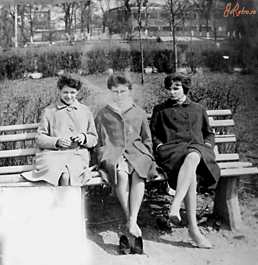 Гусев - В сквере на площади Победы.