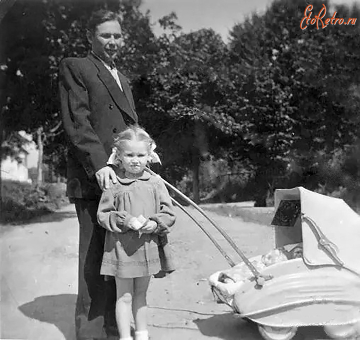 Гусев - На променаде.